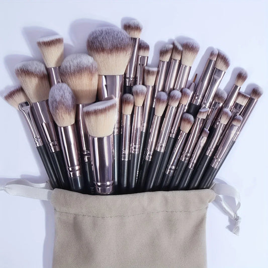 30pcs Professional Makeup Brush Set – Complete Beauty Tools with Bag